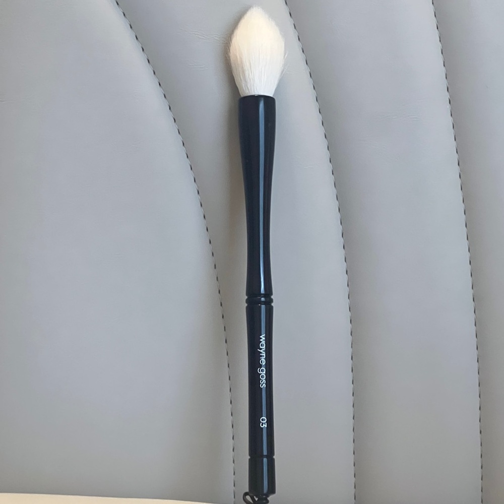 WAYNE GOSS The Goss Edit Collection - Brush 03